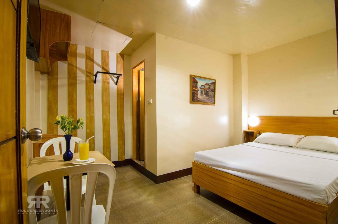 Diamond Hotel And Resto Catarman  Extérieur photo