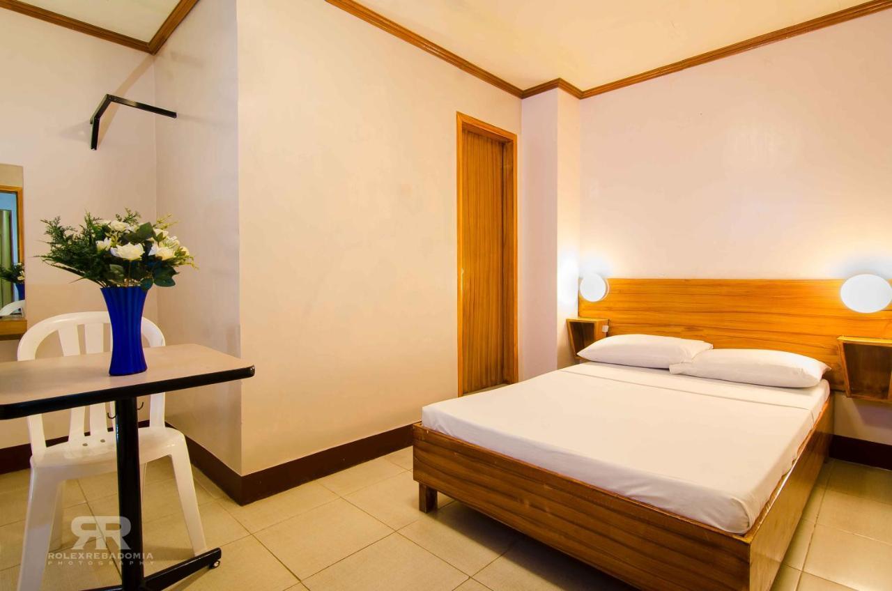 Diamond Hotel And Resto Catarman  Extérieur photo