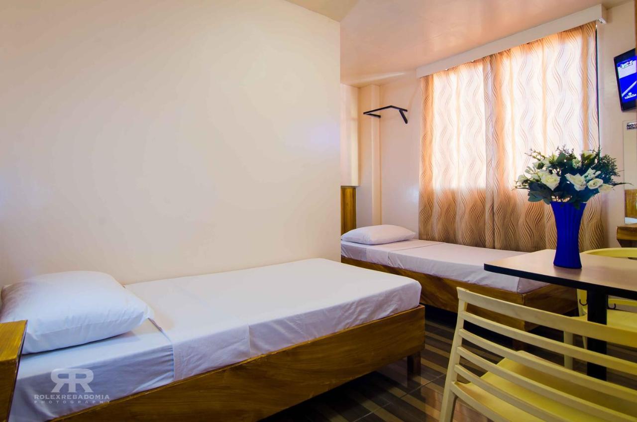 Diamond Hotel And Resto Catarman  Extérieur photo