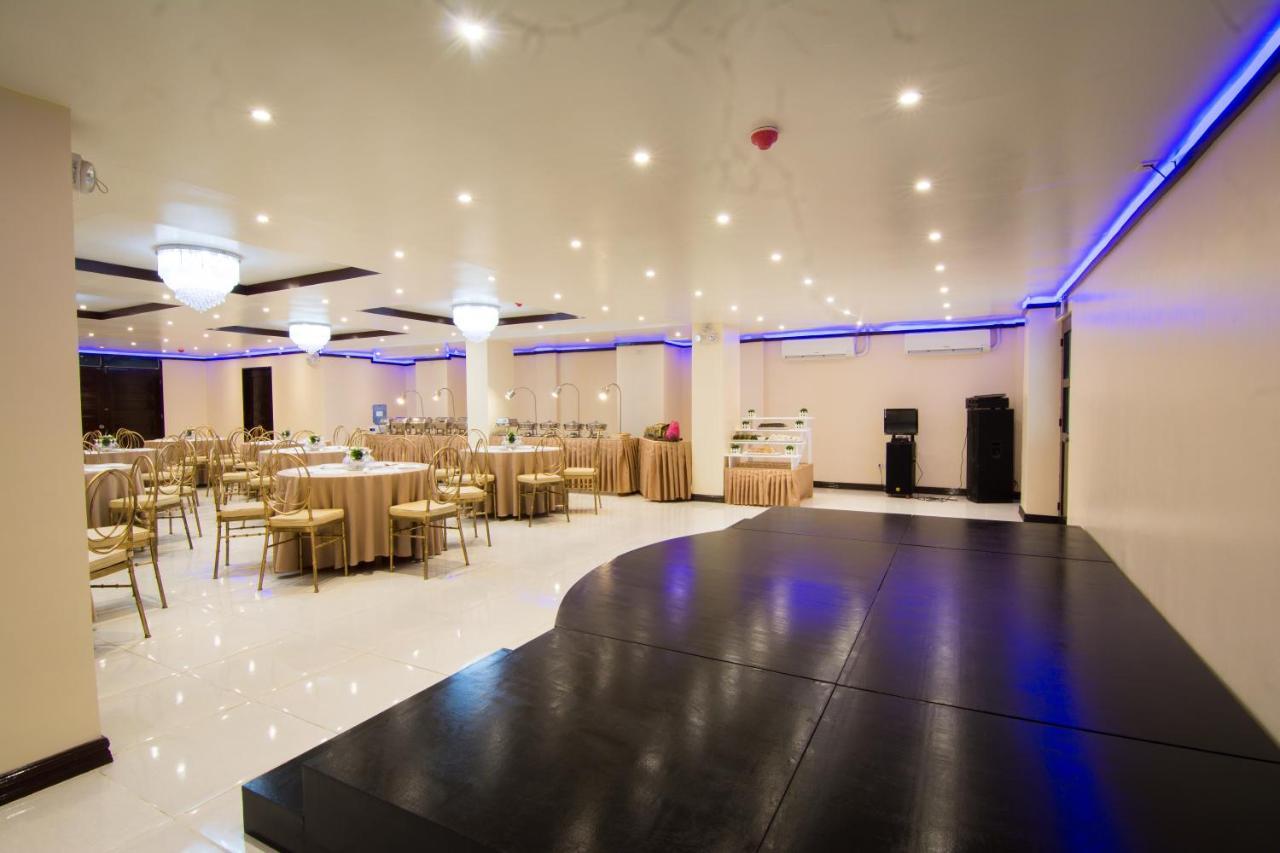 Diamond Hotel And Resto Catarman  Extérieur photo