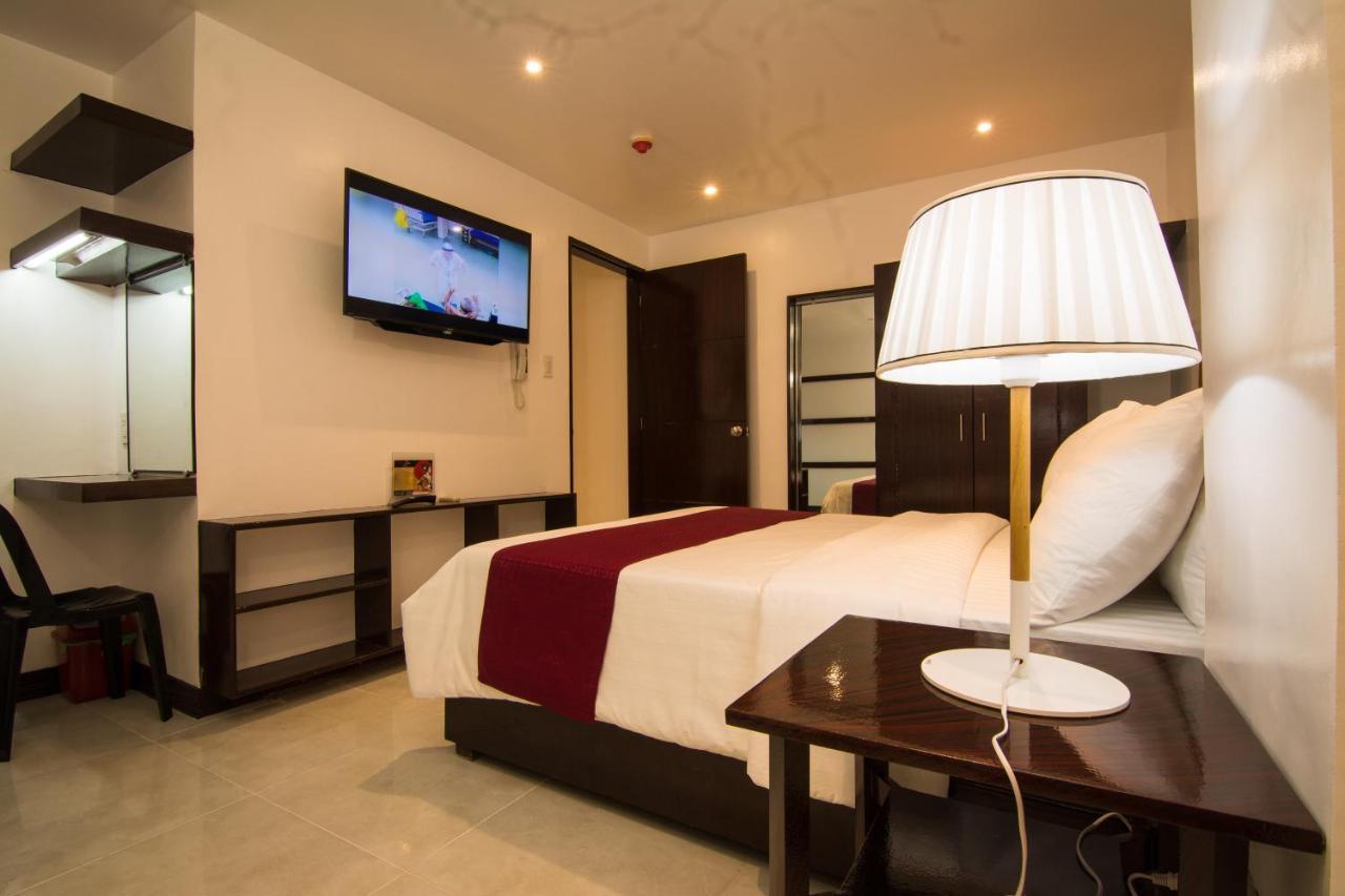 Diamond Hotel And Resto Catarman  Extérieur photo